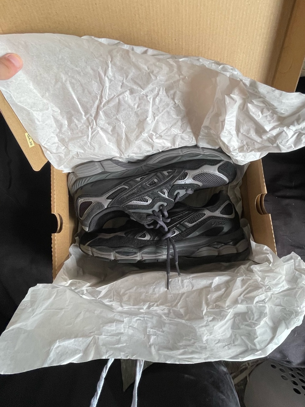 Asics Men's Black and Gray Athletic Running Shoes